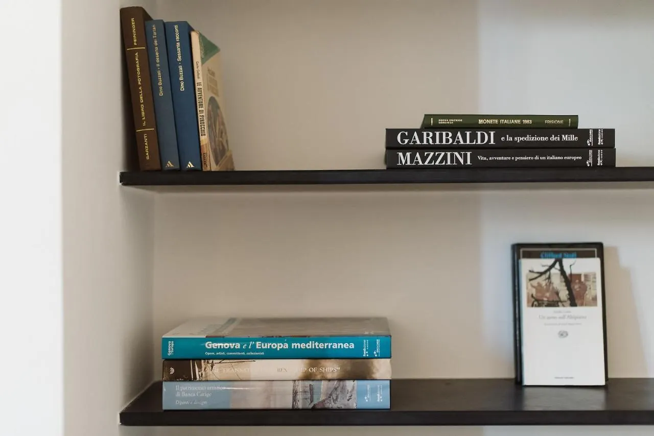 Cinque Lampadi Loft Apartment Genoa Italy