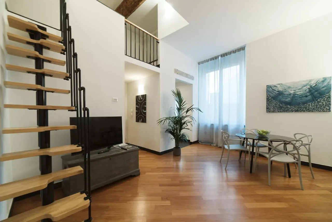 Cinque Lampadi Loft Apartment Genoa