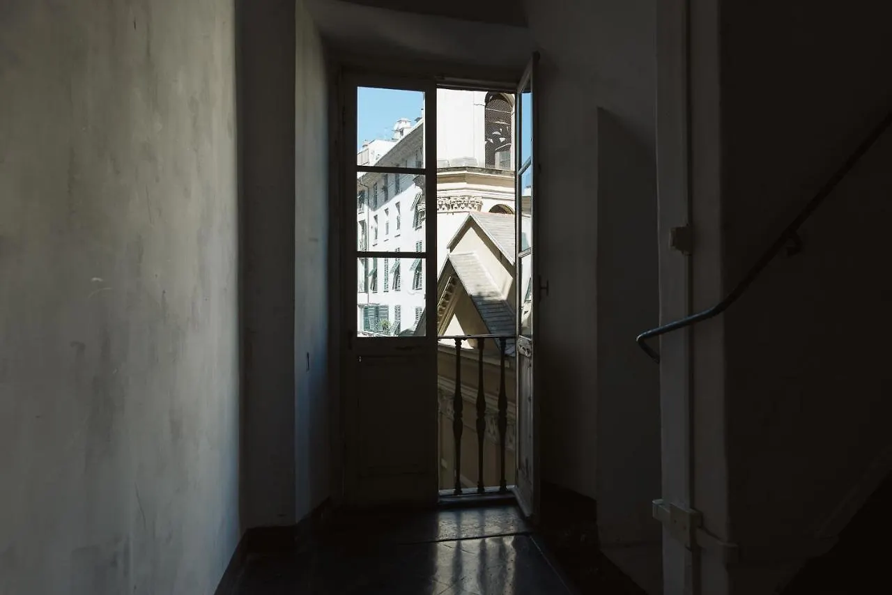 Cinque Lampadi Loft Apartment Genoa