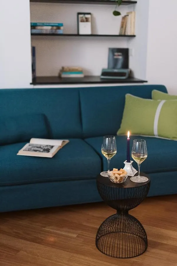Cinque Lampadi Loft Apartment Genoa 0*,  Italy